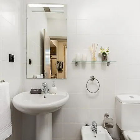 Near Picturesque Ribeira Do Porto