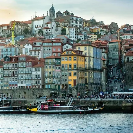 Apartment Near Picturesque Ribeira Do