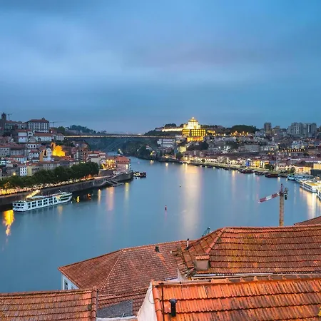 아파트 Near Picturesque Ribeira Do *